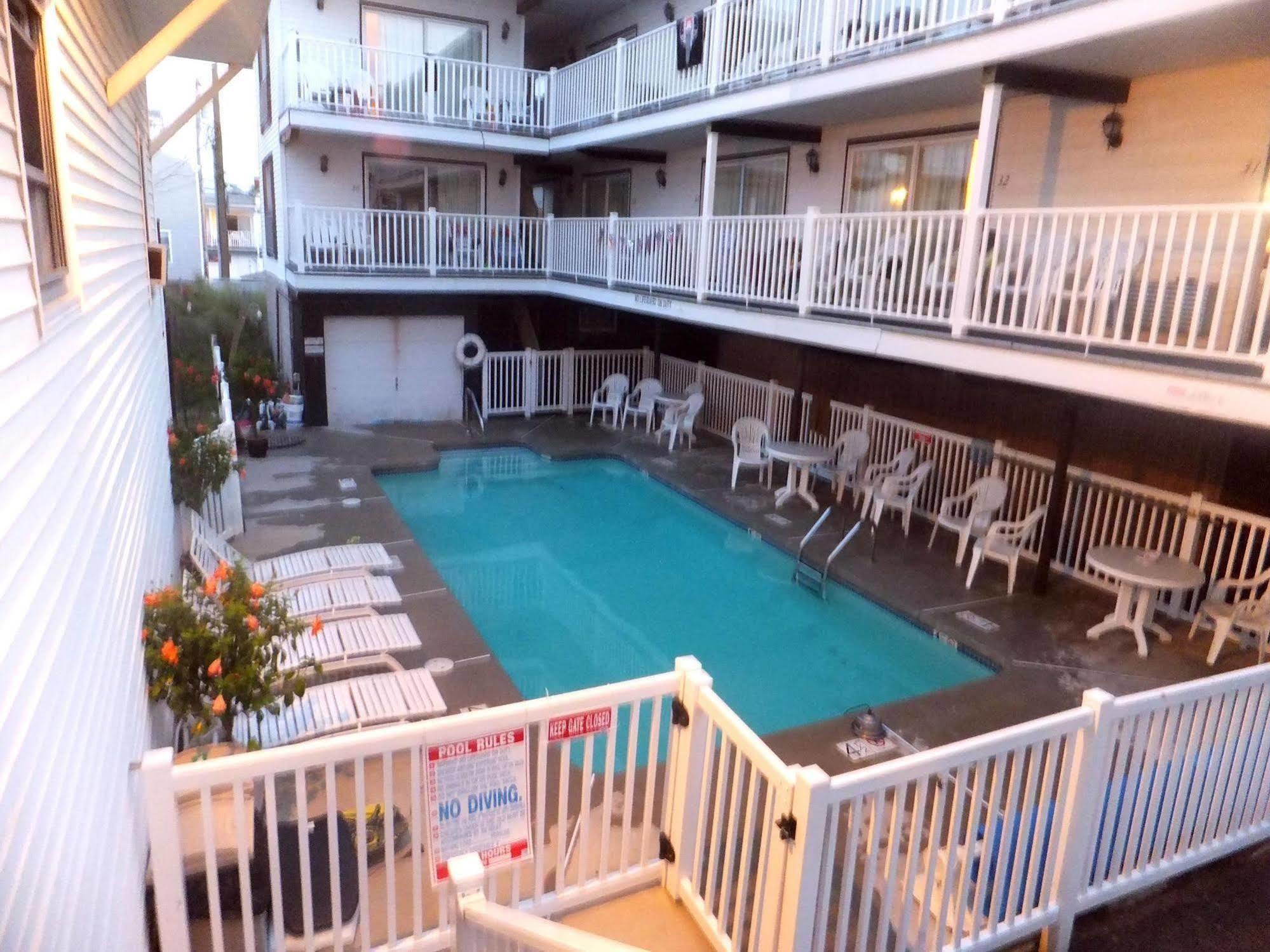 The Pelham Resort Motel Hampton Exteriér fotografie